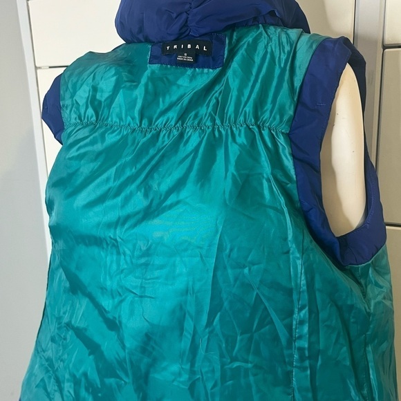 NEW with Tags. Tribal. Small. Blue. Puff vest. Snap closure. Pockets. Lined. - Picture 6 of 8